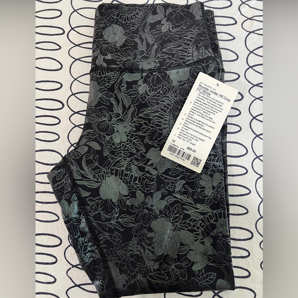 lululemon athletica Black and Green Floral Leggings
